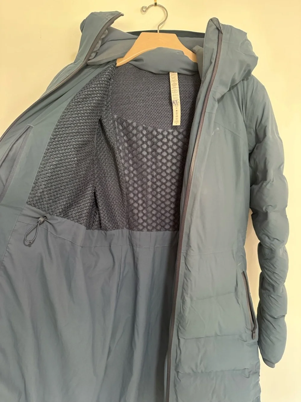 lululemon Sleet Street Long Hooded Puffer Jacket in Blue Slate - Picture 4 of 8
